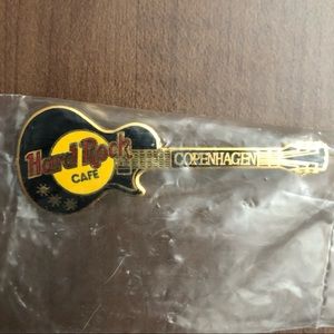 Hard Rock Cafe Copenhagen guitar pin